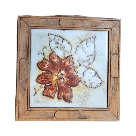 Vintage Set of 2 Handmade Wood & Tile Floral Trivets - Picture 2 of 8